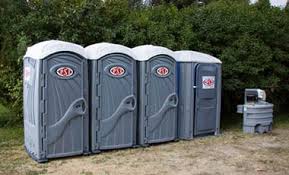 Best Portable Toilet Rental for Emergency Services  in USA